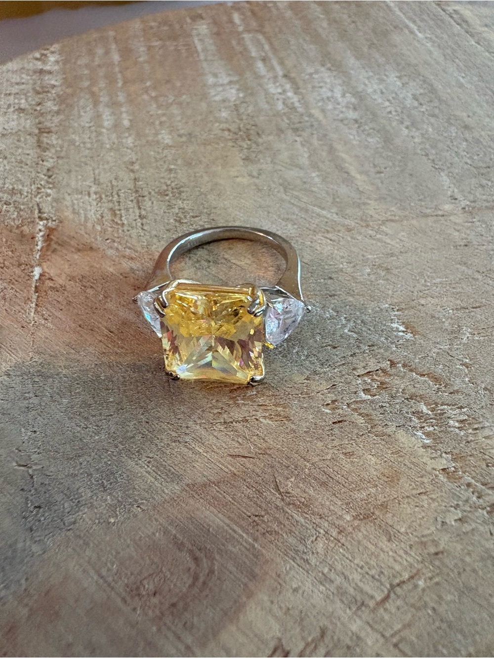 Italo Jewelry 925 Sterling Silver 12.14ct Yellow Sapphire Statement Ring